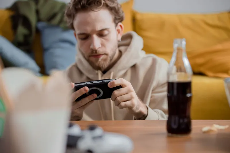 Stop Watching, Start Playing: How Other People's Wins Are Quietly Wrecking Your Game